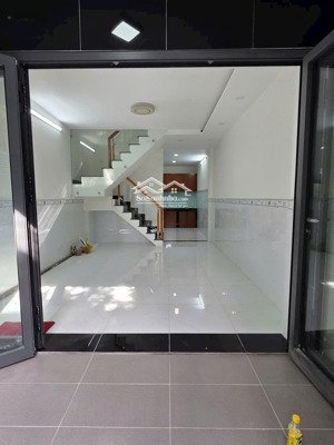 nhà trệt lầu ngay chợ hiệp bình 4.2 tỷ - hẻm thông thoáng