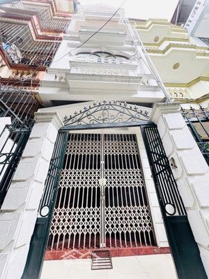 bán nhà riêng tại khương trung, tô vĩnh diện giá 13,6 tỷ, 60m2, 4pn, 3wc, ngõ ô tô tải