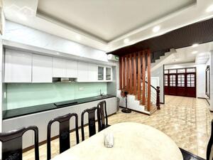 Bán nhà phố Nguyễn Hy Quang, Đống Đa 49m, 4 tầng. Giá: 16.9 tỷ. LH: 0327536893