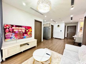 cho thuê 2pn 2vs 75m2 full đồ đẹp west point, giá 18 triệu/tháng, view xịn, gọi em 
