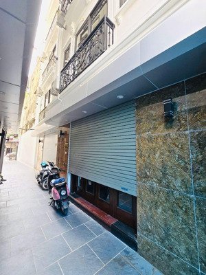 bán nhà thuỵ phương bắc từ liêm gần chợ vẽ, trường học, 1 nhà ra phố 31m2 5 tầng mt 5,2m. 3 ngủ kk