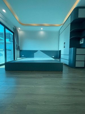 bán nhà ỷ la-dương nội-hà đông, gần ô tô, gần chợ, hơn 300m ra mặt đường lê trọng tấn, 30m*5t 5tỷ7