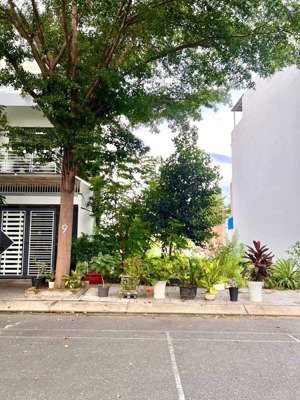 lô đất sạch đẹp mỹ gia gói 5-lk 511 đường nội bộ giá chỉ 4,750tỷ, chưa ký cam kết.