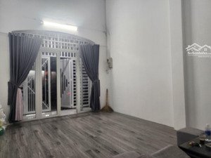 siêu phẩm nại hiên đông nhà mê lửng đúc, vị trí đẹp