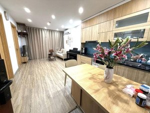 bán nhà mipec hơn 3 tỷ bán căn 52m tại mipec kiến hưng thiết kế 2 ngủ 1wc tầng đẹp , sđcc