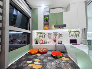 chính chủ gửi bán căn hồ gươm plaza, 4,x tỷ (x tiểu học), 65m2, 2pn, 2wc, nhà đẹp, lh 