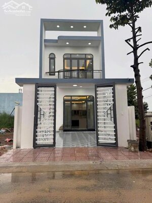 NHÀ LẦU NGAY TRUNG TÂM TÂN TRIỀU MỚI