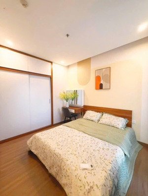 cần bán căn 2 ngủ toà sp skyoasis giá 3.78 tỷ bao phí lh 