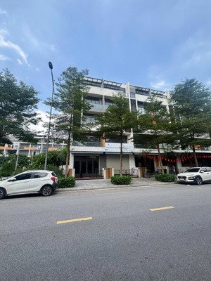 liền kề đức giang long biên - kinh doanh căn góc - 150m 5tầng mt 12m - chỉ 32.5tỷ