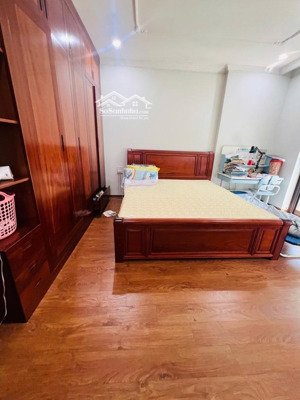 phân lô vỉa hè đa sỹ 60m2 , 5tầng giá 15tỷ chủ cần bán gấp ,thương lượng mạnh