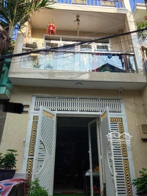 bán nhà hơn 6 tỷ, 53m2, ngay tân hương, vườn lài, tân phú, hẻm 8m thông