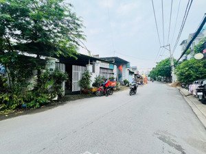 64tr/m2 mặt tiền kd ngay đình phong phú - 200m2 ngang bề thế 7.4m - 13.5 tỷ