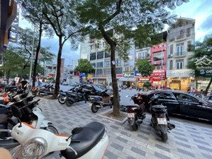 sở hữu tòa nhà 9 tầng thang máy, diện tích 80m2, giữa trung tâm q. cầu giấy.