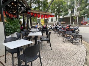 mặt bằng kinh doanh giá rẻ góc ngã tư