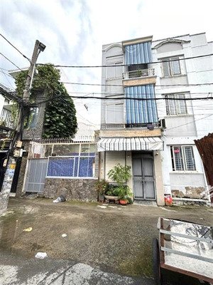 nhà quốc lộ 13 -ngay vòng xoay bình triệu - ngang 5m xe tải đỗ cửa chỉ hơn 5 tỷ