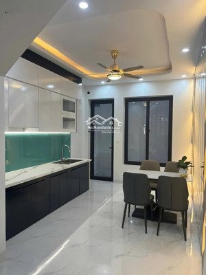 giáp nhị. ngõ 88, 46m x 4 tầng, 2 mặt thoáng trước sau.nhà mới tinh, thiết kế hiện đại. 10,68 tỷ