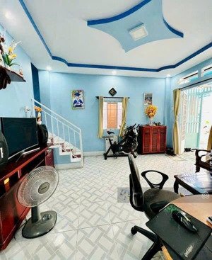 bán nhà trệt lầu linh chiểu ngay trung tâm chỉ 4.68 tỷ