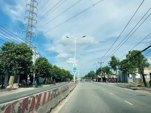 mặt tiền dt743 sầm uất, ngang 5m, 190m, có thu nhập 18 triệu/tháng, 7.7 tỷ