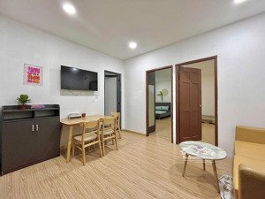 cho thuê căn hộ 2 phòng ngủ full nội thất, rộng rãi & thoáng mát