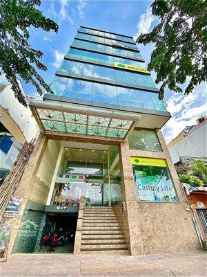 gấp!!! nhà chính chủ mặt tiền đường nguyễn văn hưởng thảo điền quận 2