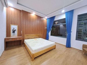 bán nhà 2 tầng đường 7m5 hoàng sĩ khải khu biển sơn trà, dt 100m2, giá tốt