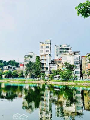 nhà biệt thự liền kề hồ quảng bá an ninh tốt, 162m2 5 tầng mt: 8m sân vườn rộng, giá: 75 tỷ