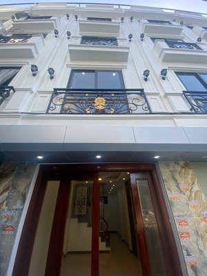 cần bán nhà hà đông - yên lộ 34m - mt 3.2m - 5 tầng - cách ô tô 10m - 7.15 tỷ yên lộ | 34m x