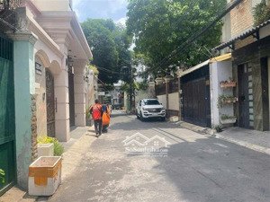 bán nhà khu vip p13, ngay etown cộng hoà - hẻm nhựa 6m, gần 100m2, ngang 4,5m - chỉ 9tỷ