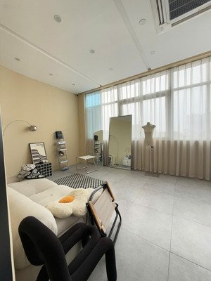 cho thuê mặt bằng kinh doanh, văn phòng 110m2 tại phố nguyễn ngọc nại, mặt tiền 6m, giá 16 triệu