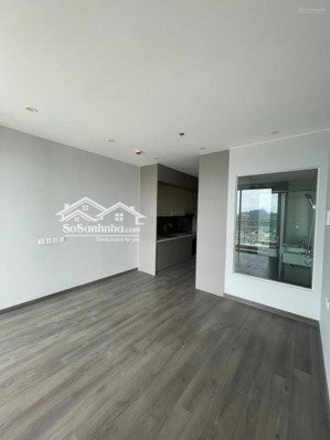 chủ nhà cần bán căn stu ( 1 ngủ) chính biển giá 1.12o triệu