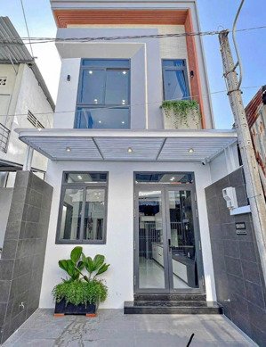 1 tỷ 830 triệu bán nhà ngay trường tiểu học bình tân