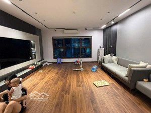 99 tỷ - nhà mặt phố đặng văn ngữ - kinh doanh sầm uất - gara - diện tích 170m2 - mặt tiền 6,5m - 4t