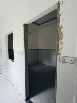 cho thuê mặt tiền kinh doanh buôn bán mọi nghành nghề gần chợ hoá an. dt: 152m2. giá: 10triẹu/ t