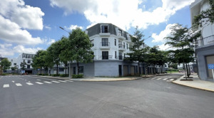 siêu phẩm 22.5m mặt tiền đường tôn đức thắng kđt ecocity - góc 2 mặt tiền