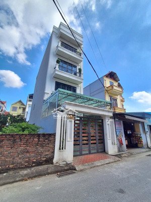 bán nhà phường cự khối, long biên. gara, kinh doanh, ô tô tránh đỗ, gần hồ. dt90m2. mt5m, chỉ 16 tỷ