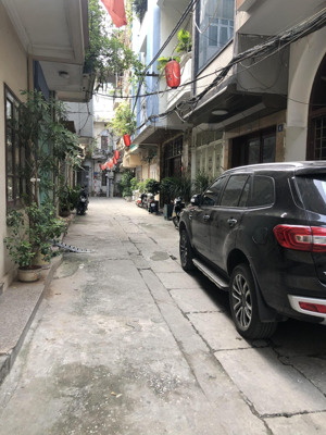 hơn 10 tỷ có nhà phố vọng dt52m,mt4m.full nội thất,vài bước chân ra phố