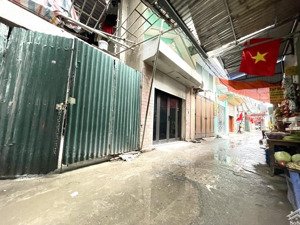 nhà riêng bán tại lê đức thọ, 12 tỷ, 67m2, nhà dân chưa đến 180tr/m2 ngõ thông ô tô qua