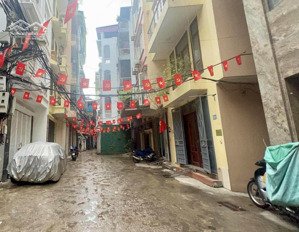 bán gấp nhà đại mỗ ô tô tránh xe máy 4 tầng 5 ngủ giá 6.8 tỷ có thương lượng