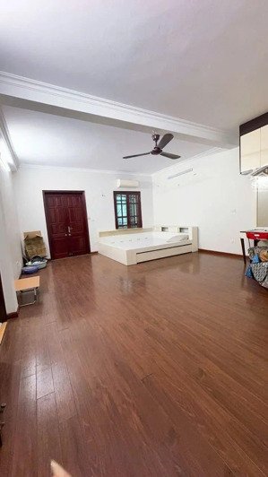 siêu hót gia chủ vỡ muốn bán nhanh chóng, vị trí giữa trung tâm đi lại gần