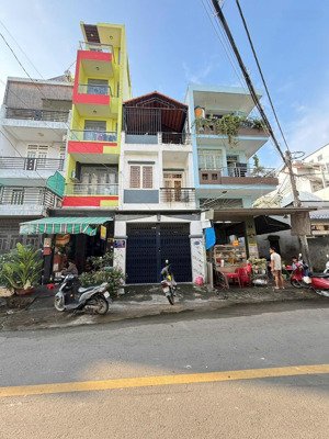 bán nhà mặt phố cách mạng, tân thành, tân phú, 9,9 tỷ, 4,3x14m 3 tầng, view đẹp