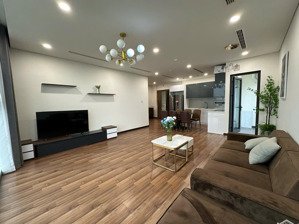 em bán căn 3 ngủ 122m2 n01t4 ngđ hàng hiếm hướng nam mát mẻ lh em xem nhà: /zalo