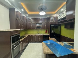 bán nhà tuyến 2 đà nẵng thang máy