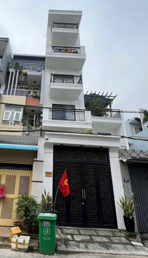 bán tòa nhà chdv đẹp 06 tầng l mt 62 đường số 33 l tân kiểng l q7. tn 60tr/tháng .