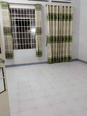 [ nhà củ chi _ cách biển hòn chồng 600m ] ** hẻm xe ba gác ** giá : 4,8 tỷ