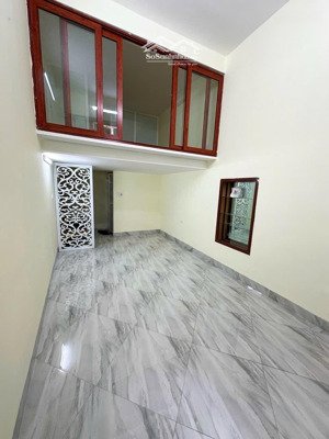 trung tâm hai bà trưng - lô góc - gần phố - ngõ ba gác