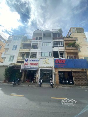 chỉ còn duy nhất 1 căn mt phan văn trị p2 quận 5 dt 3x13m trệt 4 lầu giá 12 tỷ hđt 31 triệu/ tháng