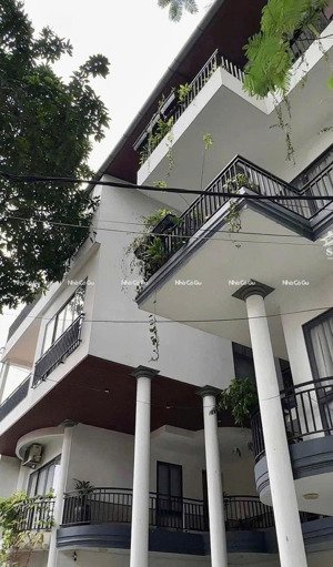 cho thuê căn hộ dịch vụ 1pn full nội thất, bacolny gần công viên hoàng văn thụ, sân bay tân sơn nha