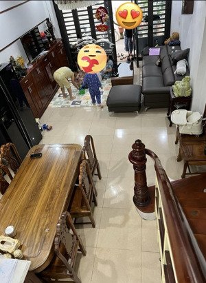 nhà mặt ngõ khương đình - phân lô - kinh doanh - hàng xóm five star - vài bước ra mặt phố.