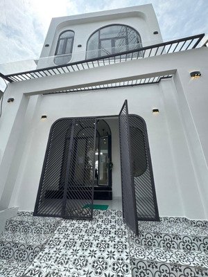 nhà siêu đẹp hxh , thông giá siêu tốt , đẹp lộng lẫy , hồ học lãm , bình tân