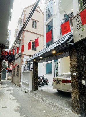 giá tốt! sát phố giảng võ, ngõ oto, khu dân trí cao, nhà dân xây 110m mt 6m giá 25,5 tỷ